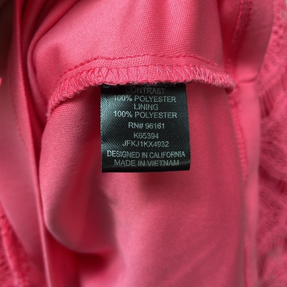 🌷5/$20🌷 Fishbowl Pink Crochet Dress - Picture 6 of 8